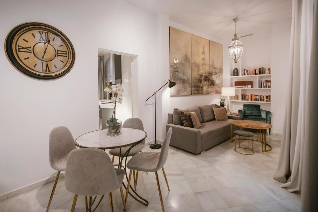 Precioso apartamento con patio en La Alameda Sevilla Exterior foto