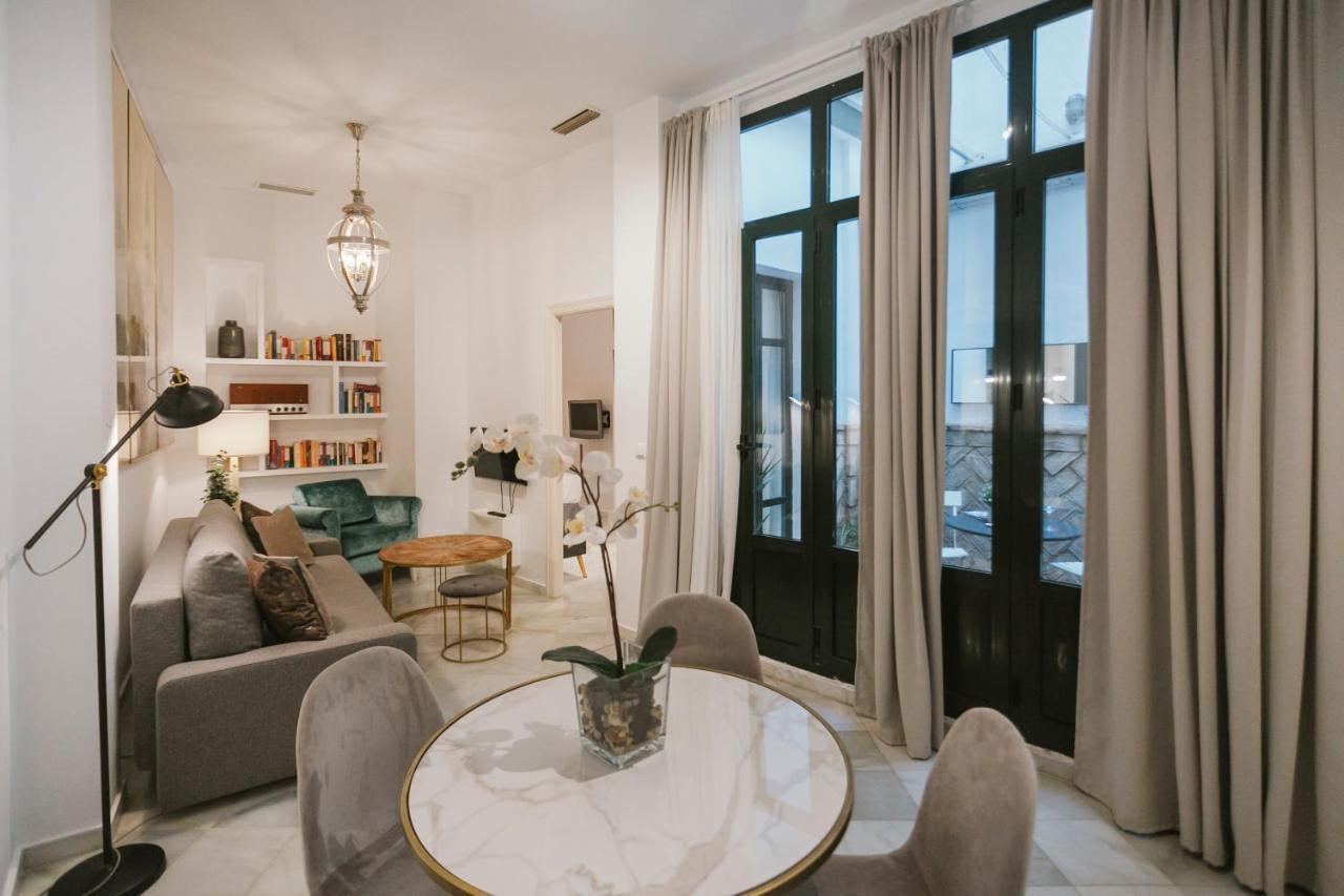 Precioso apartamento con patio en La Alameda Sevilla Exterior foto