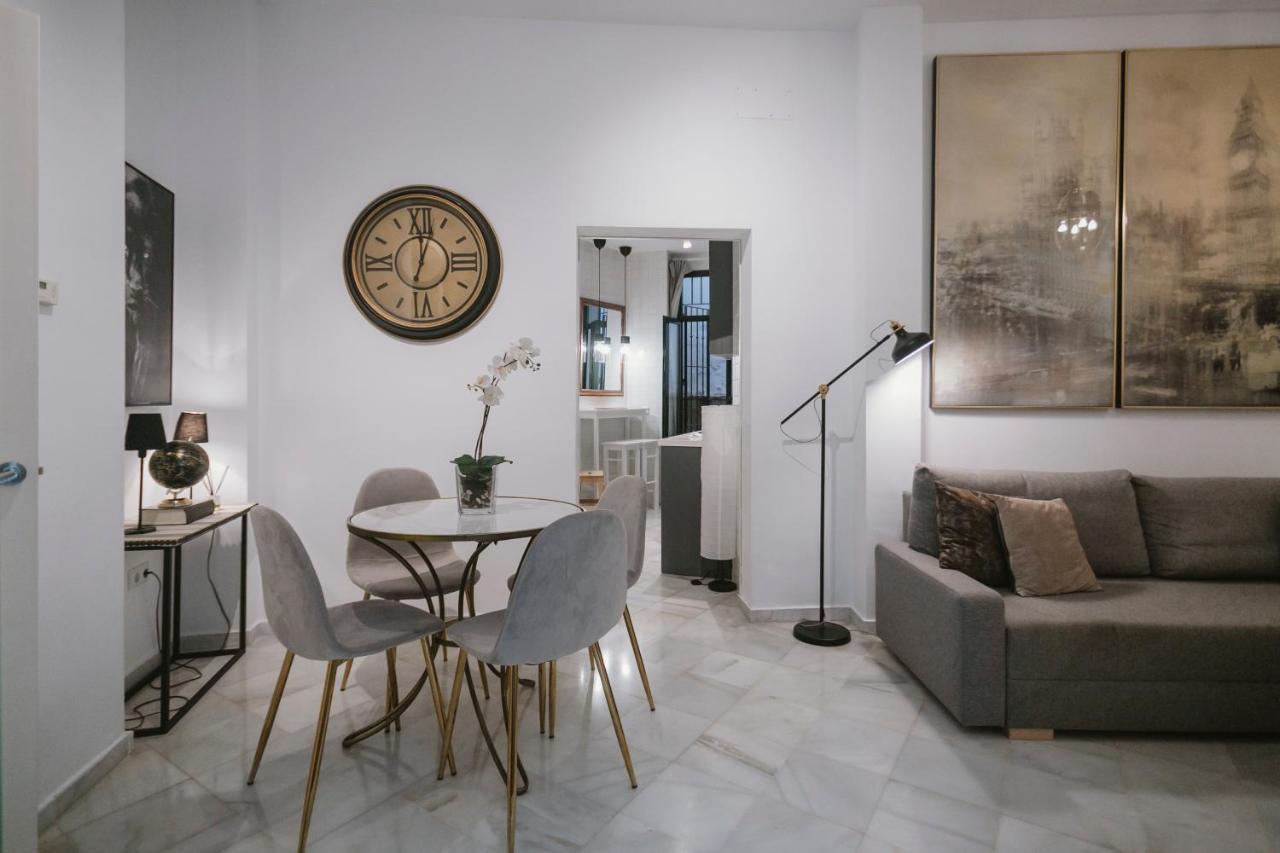 Precioso apartamento con patio en La Alameda Sevilla Exterior foto